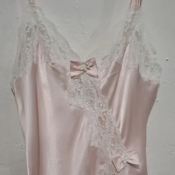 Vintage Christian Dior Elegant Pink Satin Nightgown With Asymmetrical Lace & Bow - Picture 2 of 16